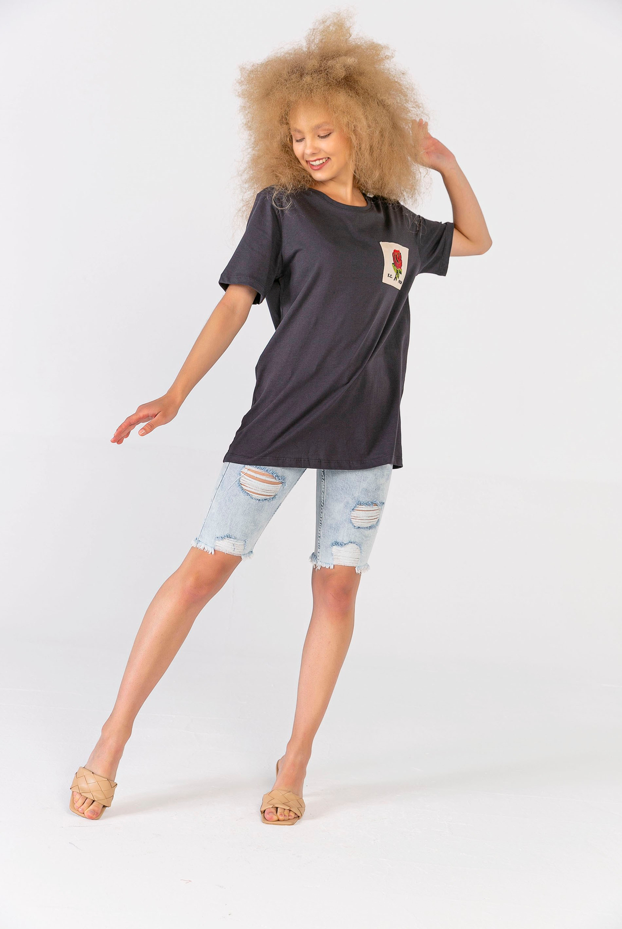 Melanj Gül Yamalı T-Shirt