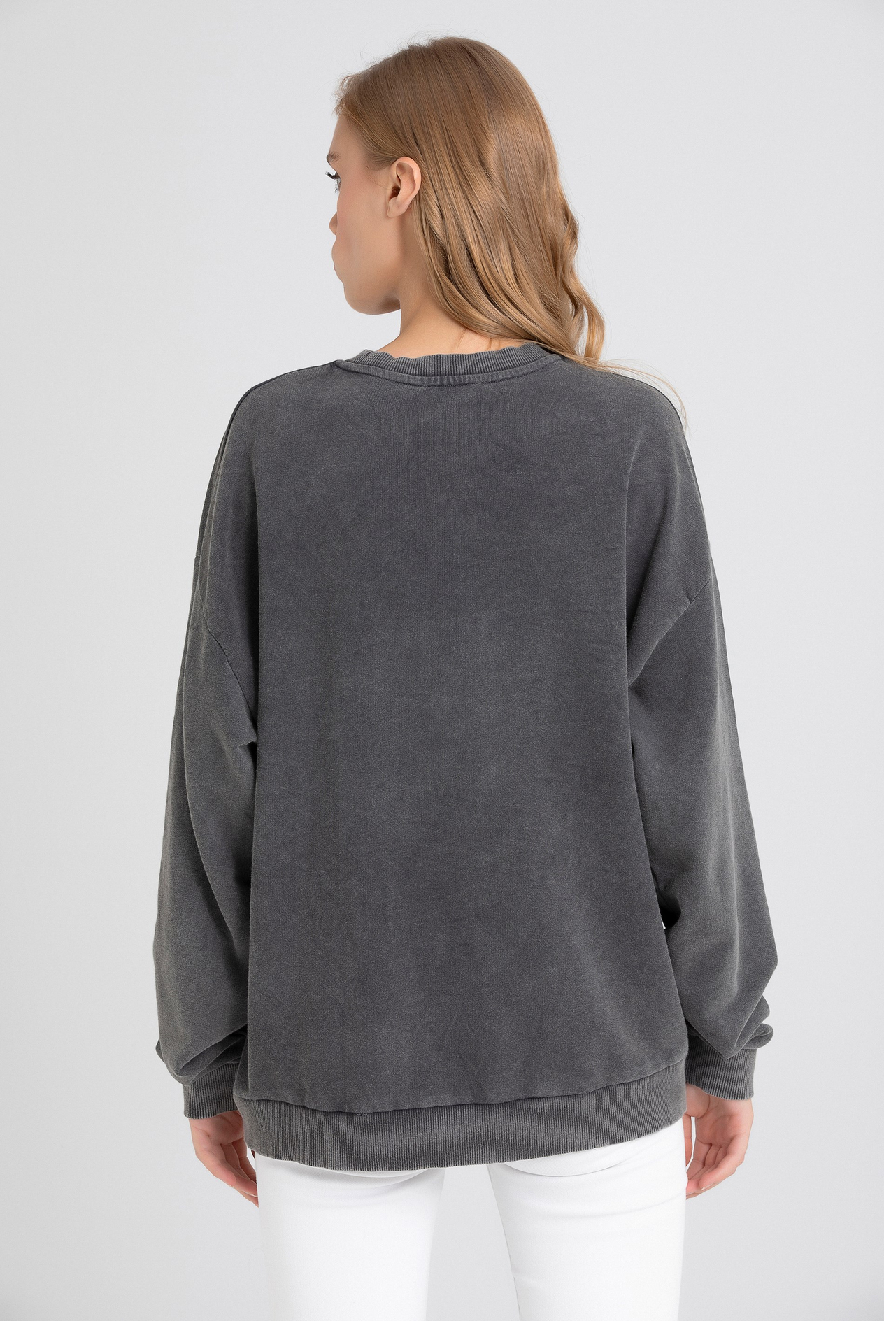 Sloganlı Soluk Efekli Sweatshirt 