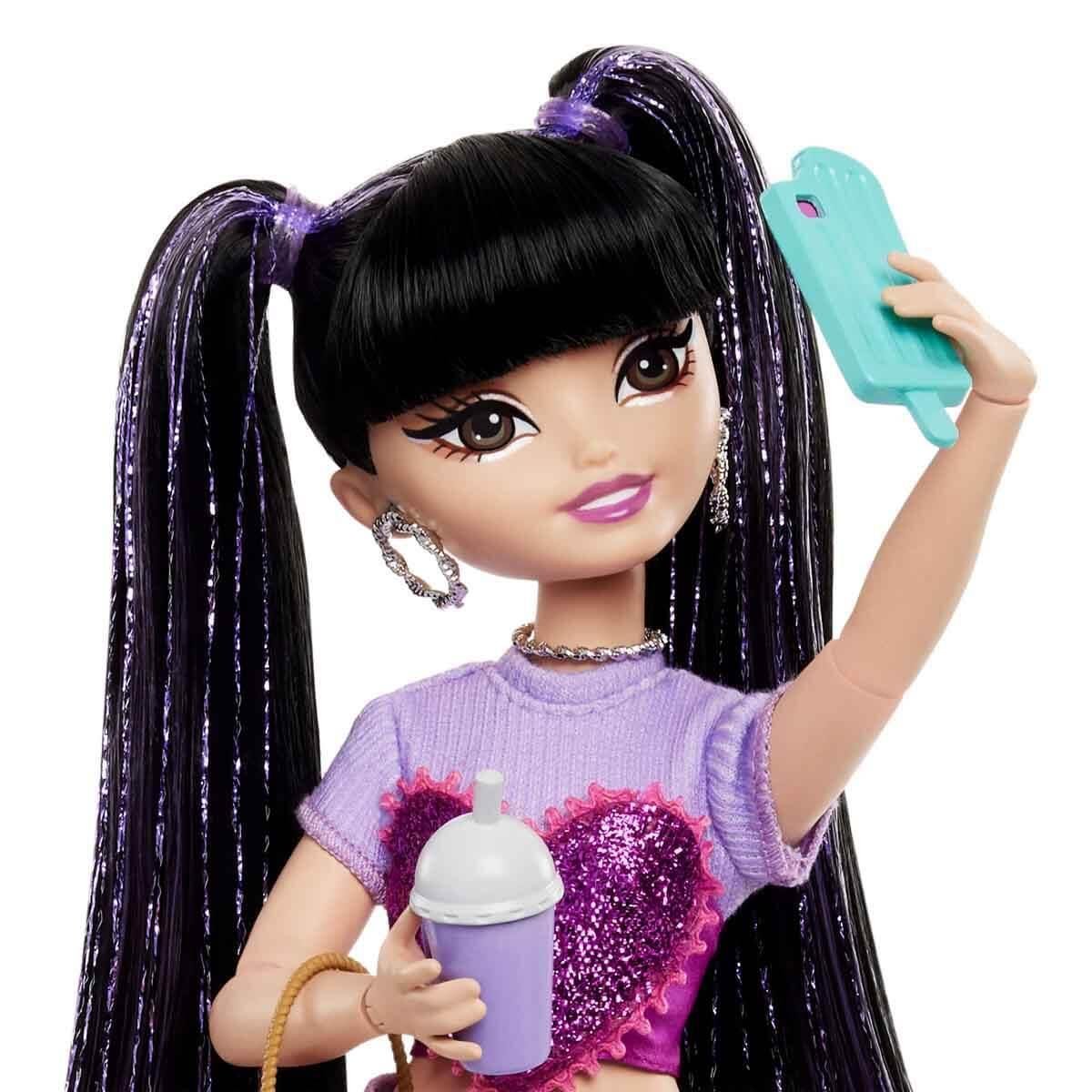 barbie-dream-besties-renee-bebek-ve-ak-94a64a.jpg
