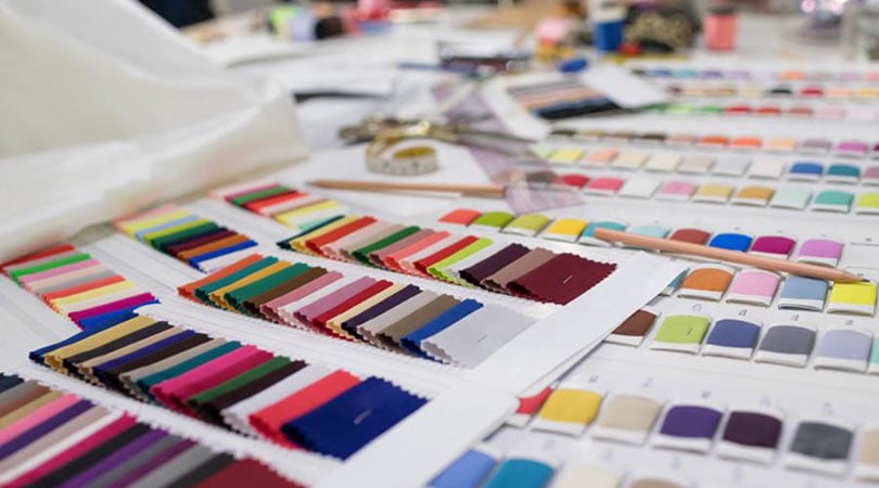 MODA SEKTÖRÜNDE ZARAFETİN ÜÇ RENK TONU