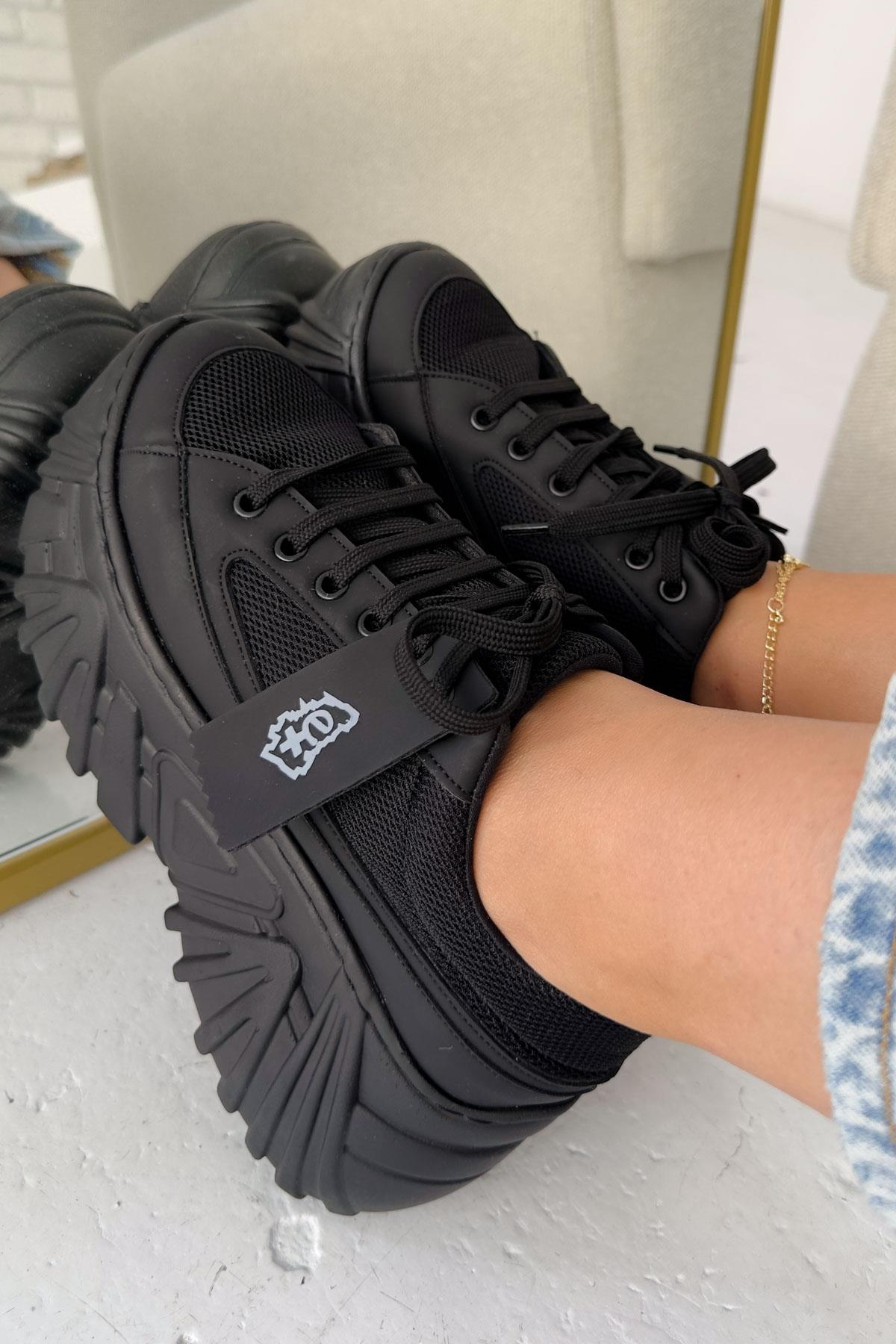 Peaky Siyah Deri Sneakers