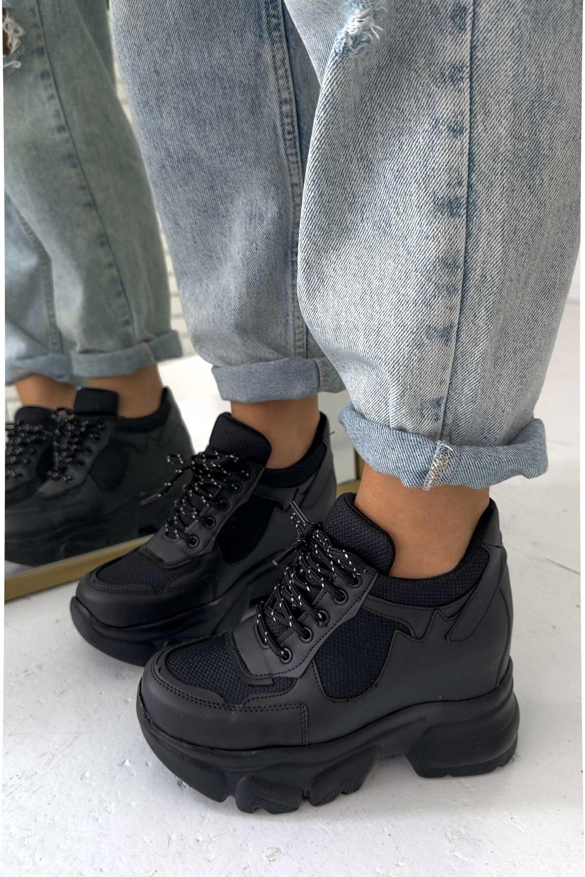 Perfect Siyah Deri Gizli Dolgu Sneakers