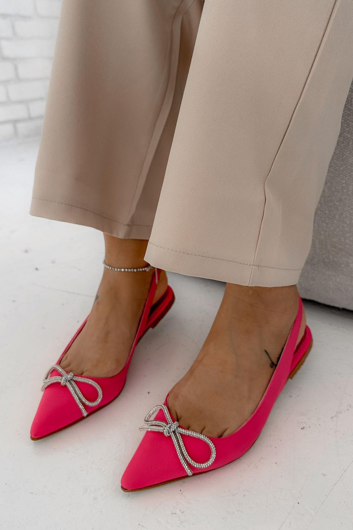 Sacramento Fuchsia Matte Satin Flat Shoes With Stony