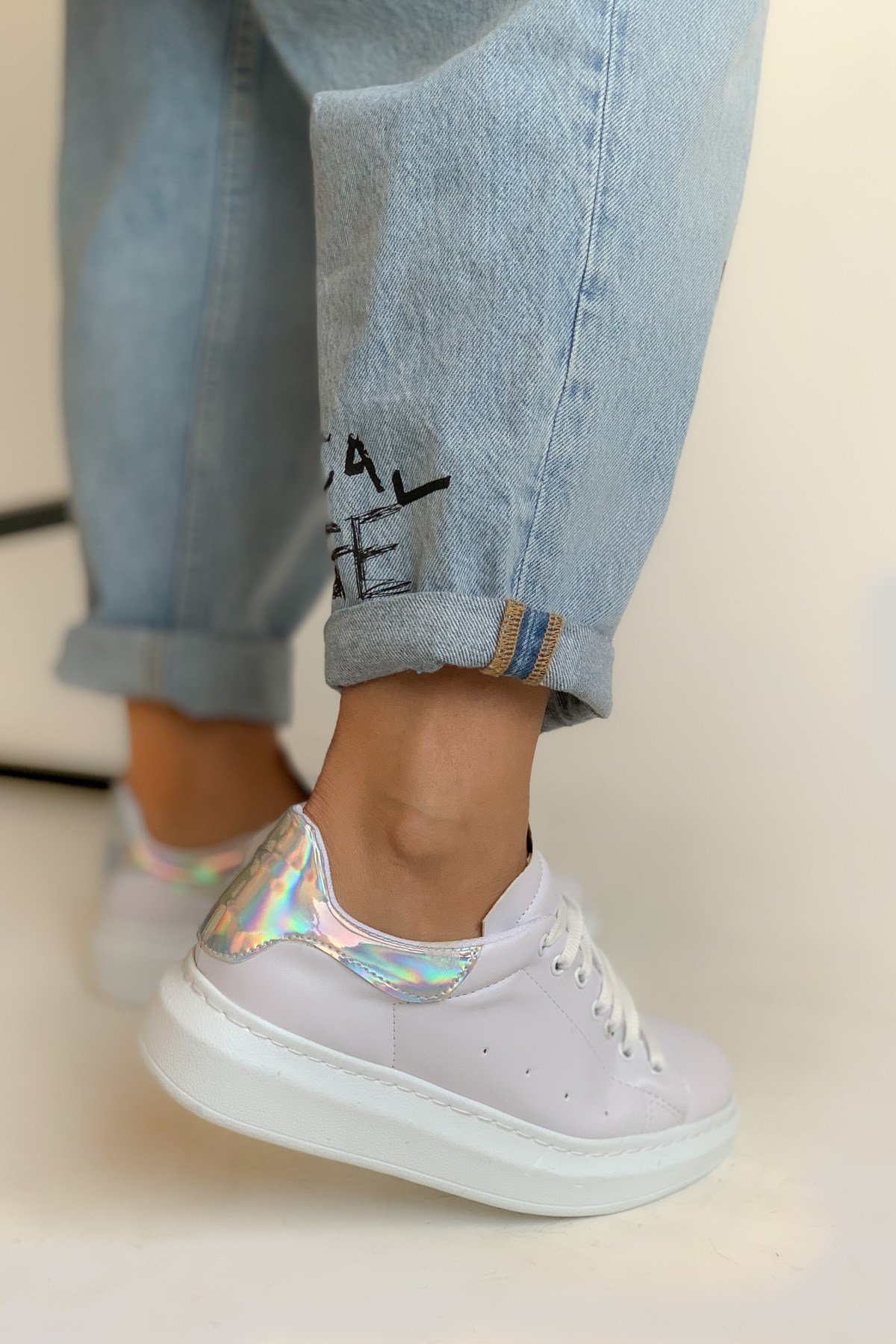 Scatter Beyaz Hologram Sneakers