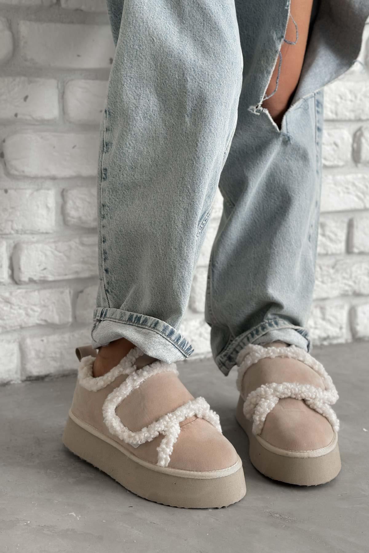 Simba Bej Bantlı Peluş Sneakers