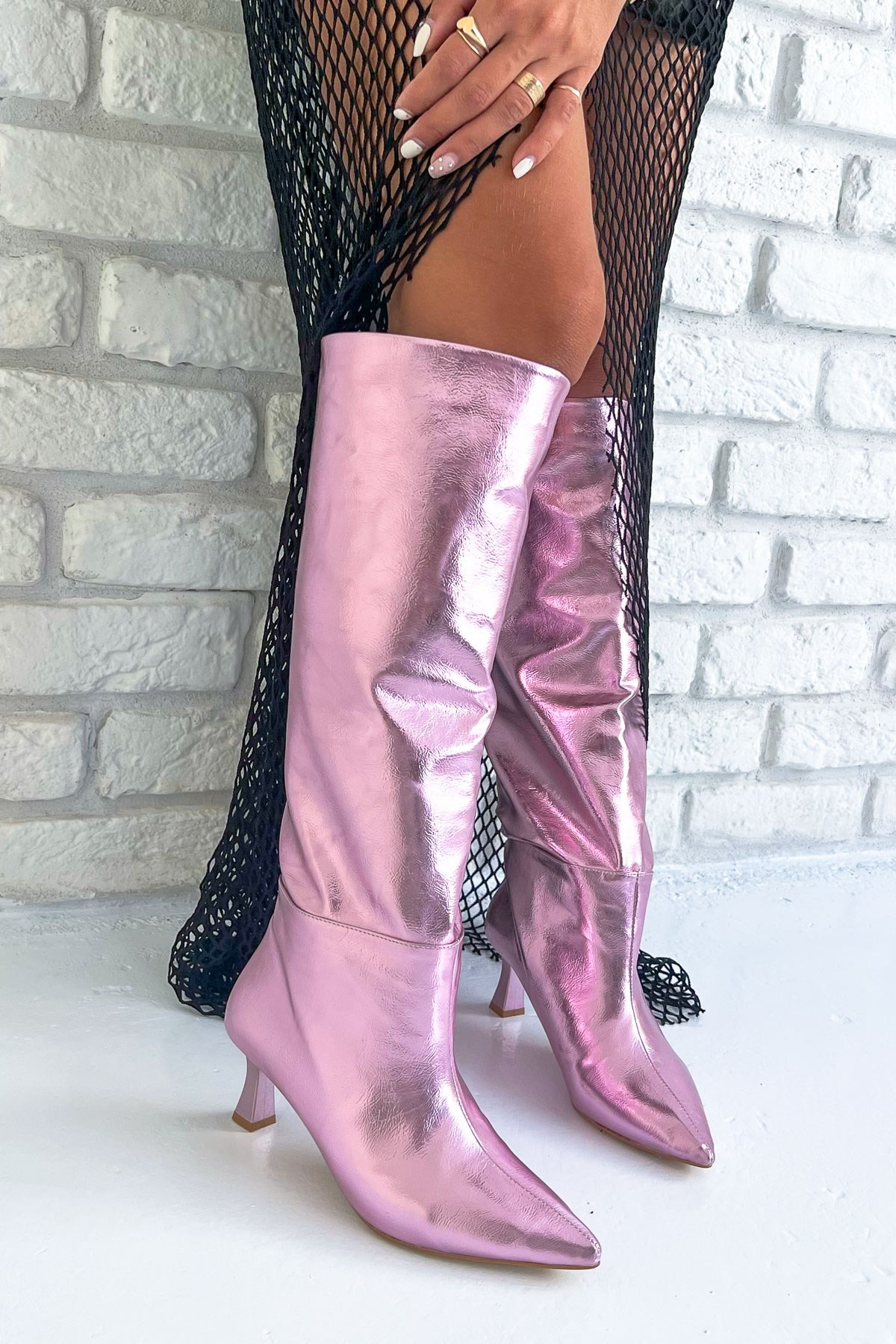 Uzay Metalik Pembe Çizme