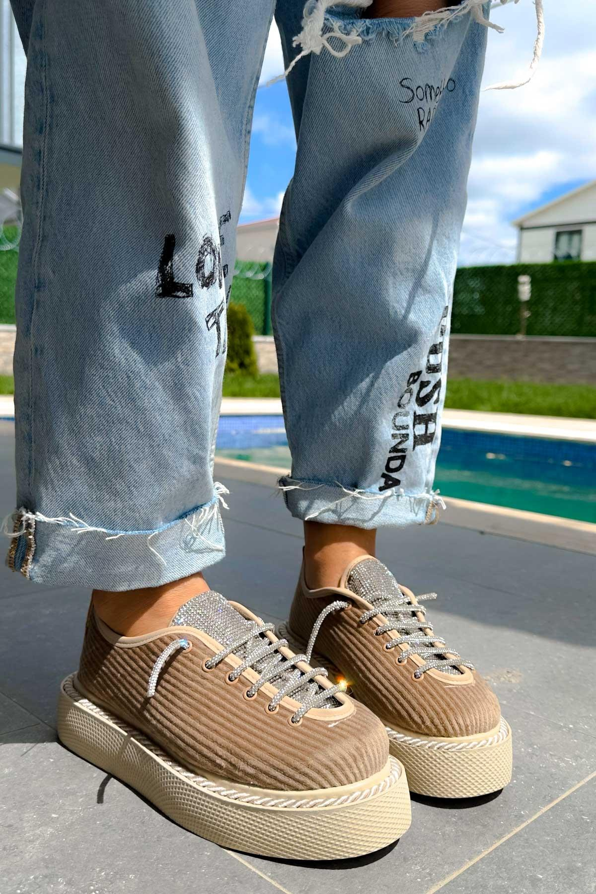 Velvety Bej Kadife Sneakers