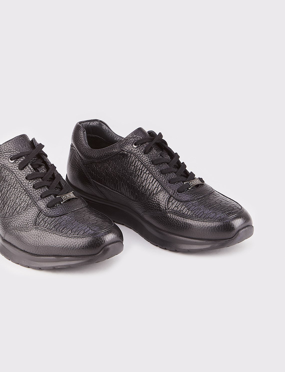 Men Black Genuine Leather Lace Up Casual Shoes