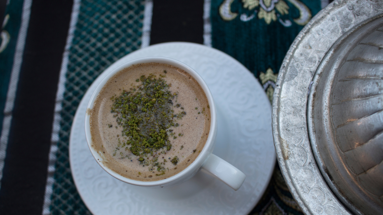 Fıstıklı Menengiç Kahvesi Nasıl Yapılır?