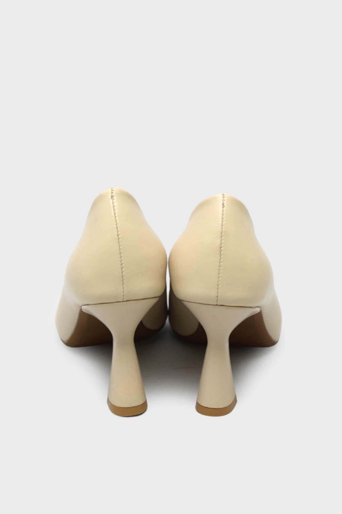 Kanuga Kadın Toka Detaylı Topuklu Stiletto Bej LPA1206-1