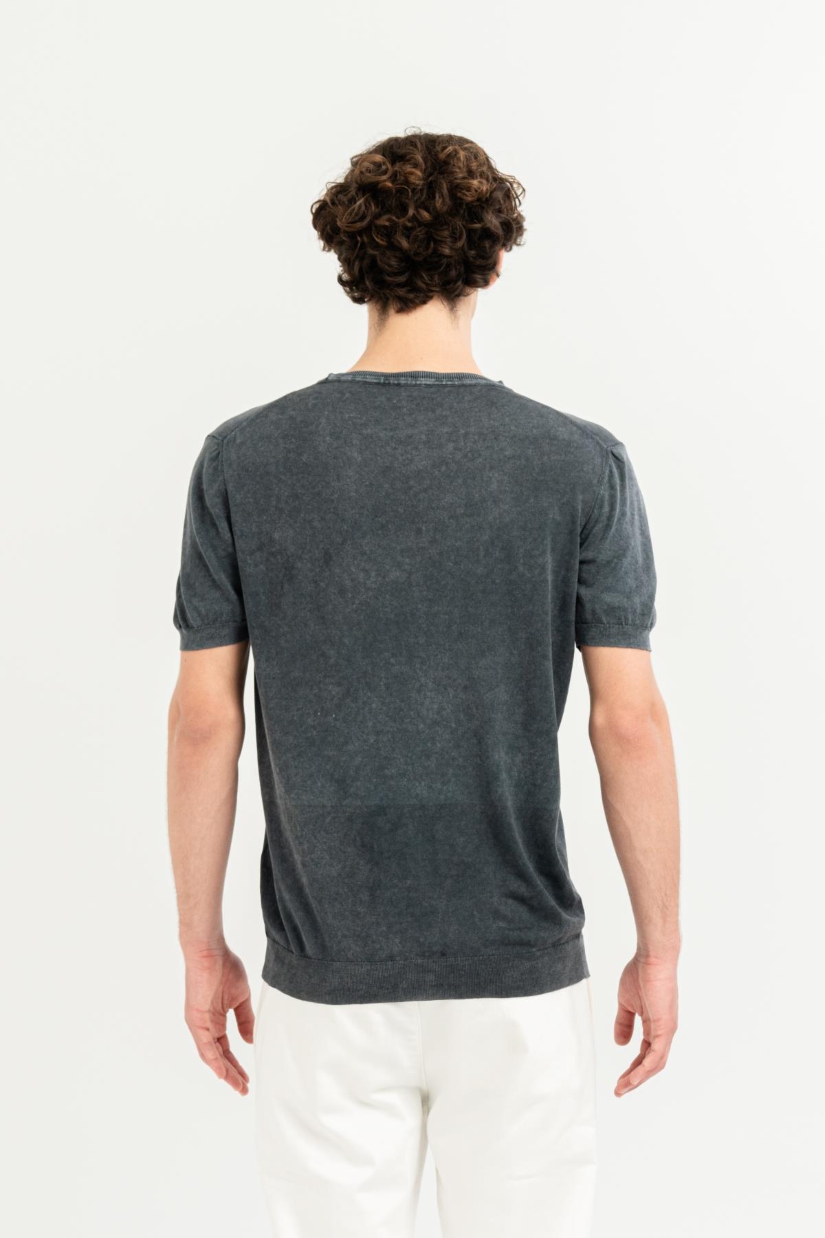 Bisiklet Yaka Kısa Kollu %100 Pamuk Slim Fit Erkek T-shirt
