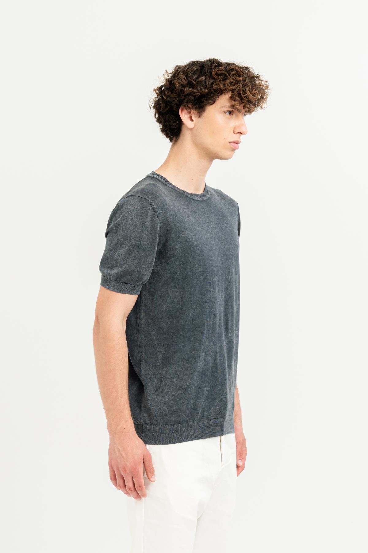 Bisiklet Yaka Kısa Kollu %100 Pamuk Slim Fit Erkek T-shirt