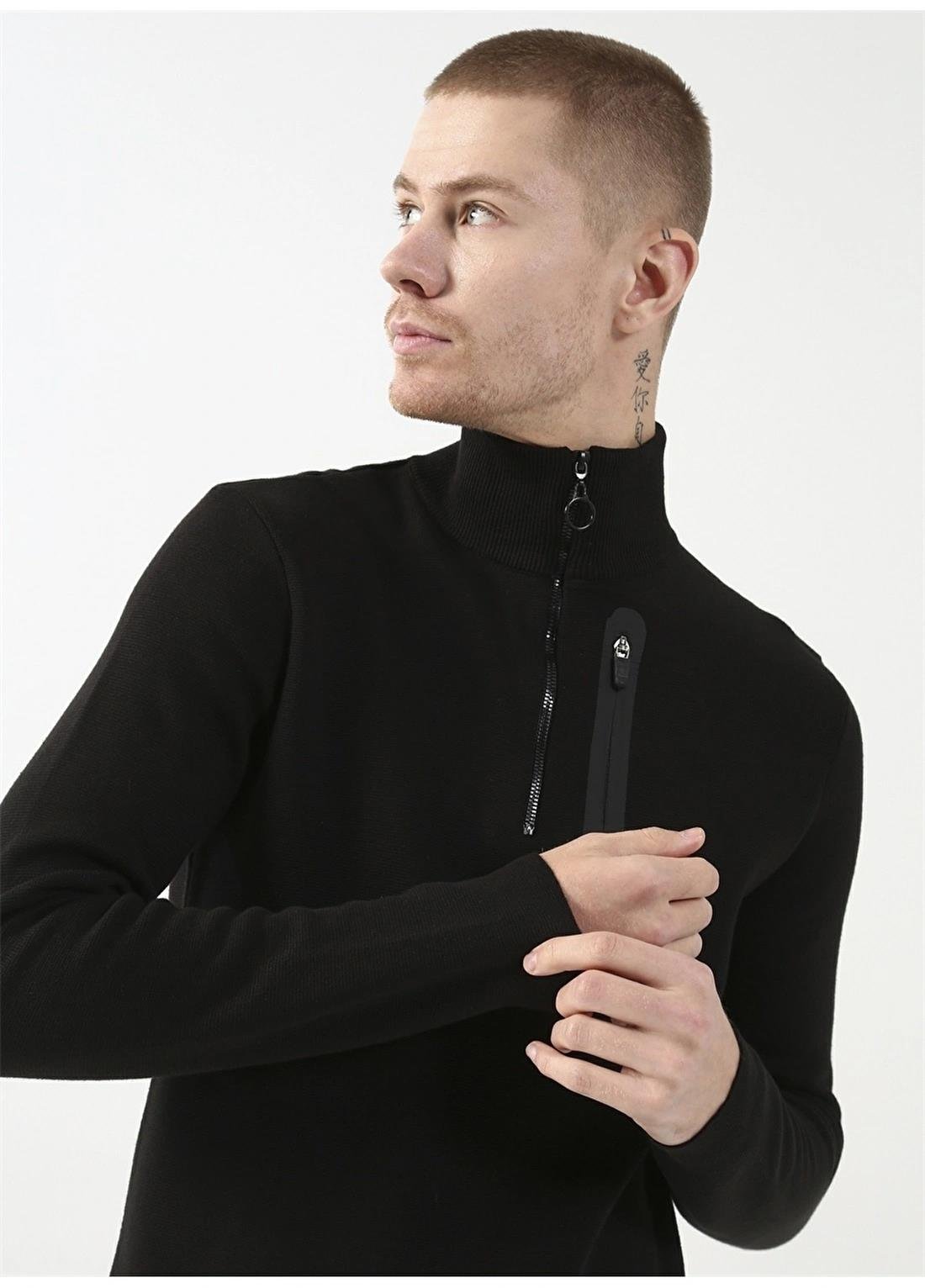 Dik Yaka Fermuar Detaylı Slim Fit Erkek Kazak