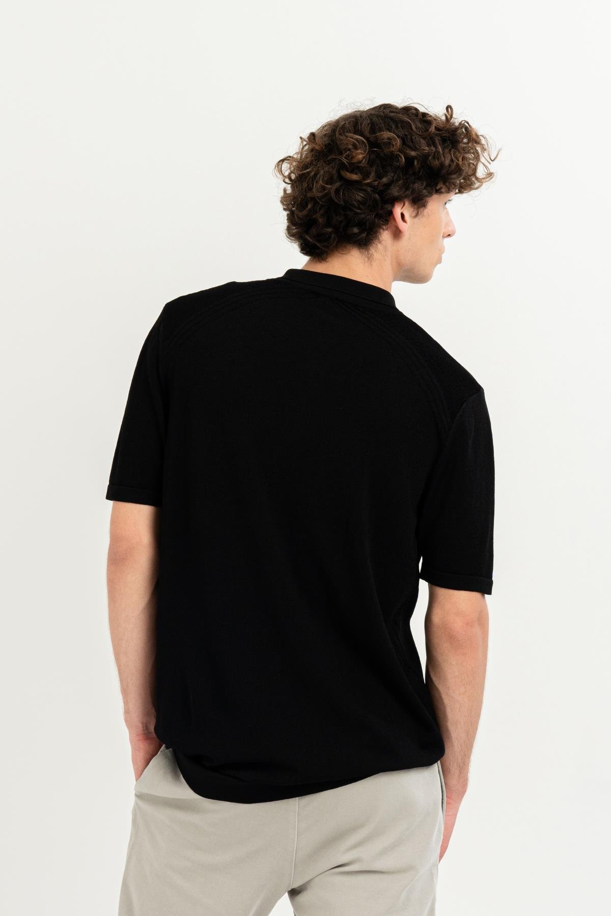 Polo Yaka Fermuarlı Kısa Kollu Slim Fit Erkek T-shirt