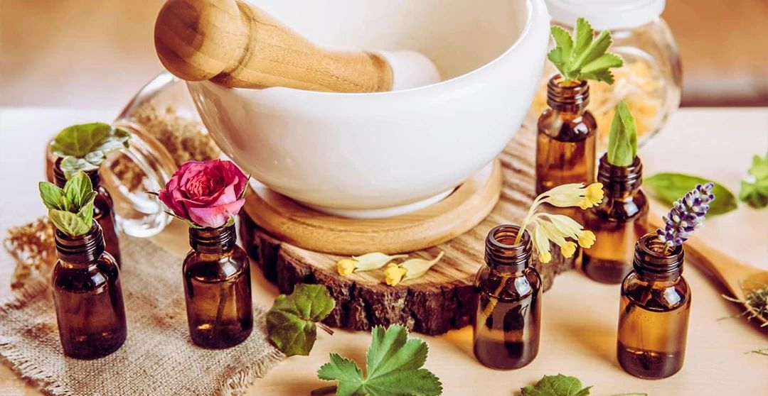 Sabit Yağlar ve Uçucu Yağların Aromaterapide Kullanımı