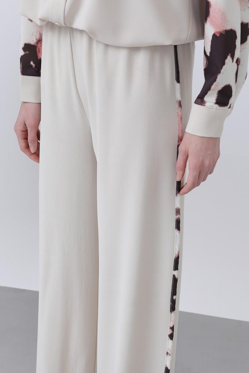 DESEN DETAYLI BELİ LASTİKLİ BEJ PANTOLON 18236