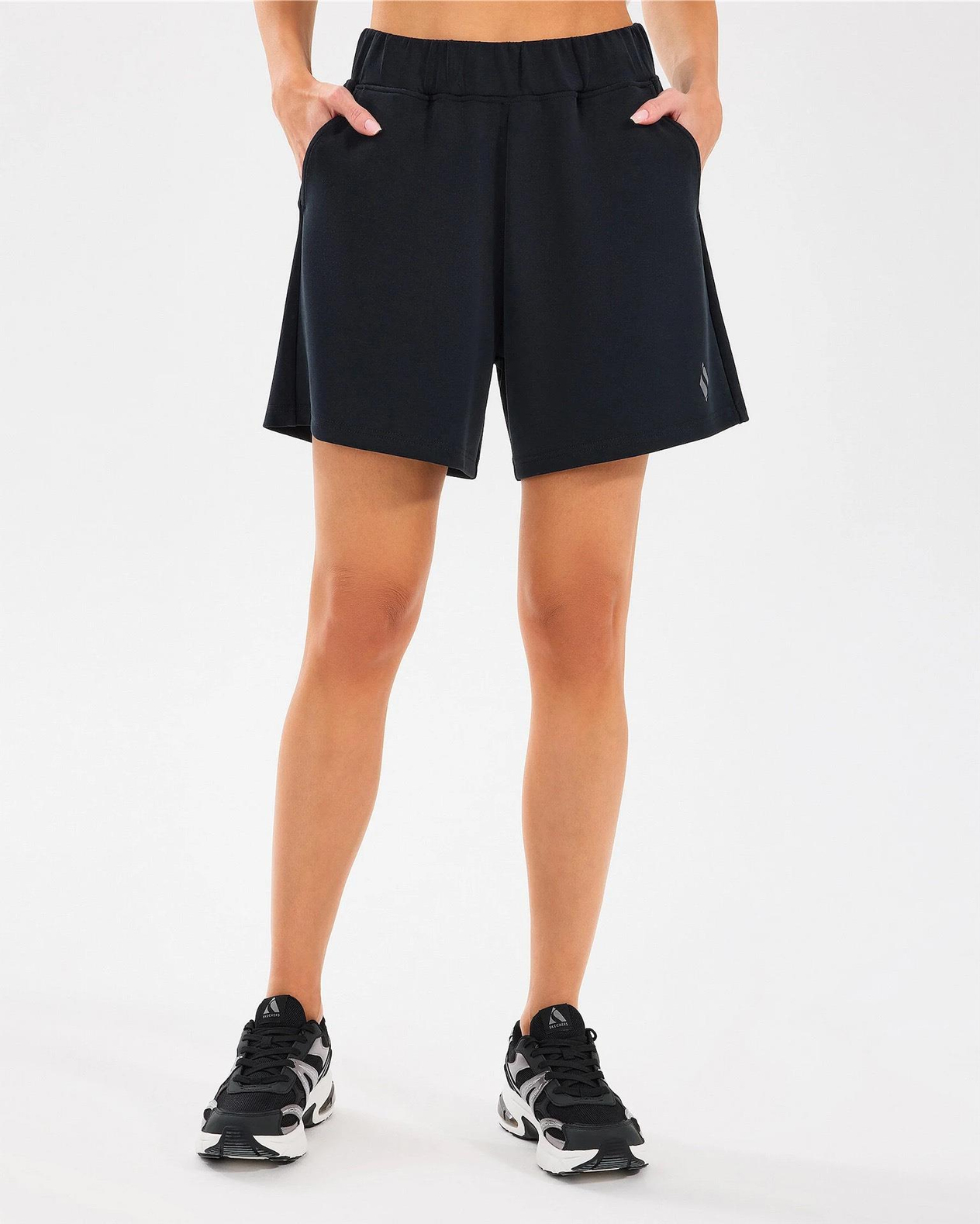 Skechers W Lounge Regular 5 Inch Sweatshort Kadın  Şort