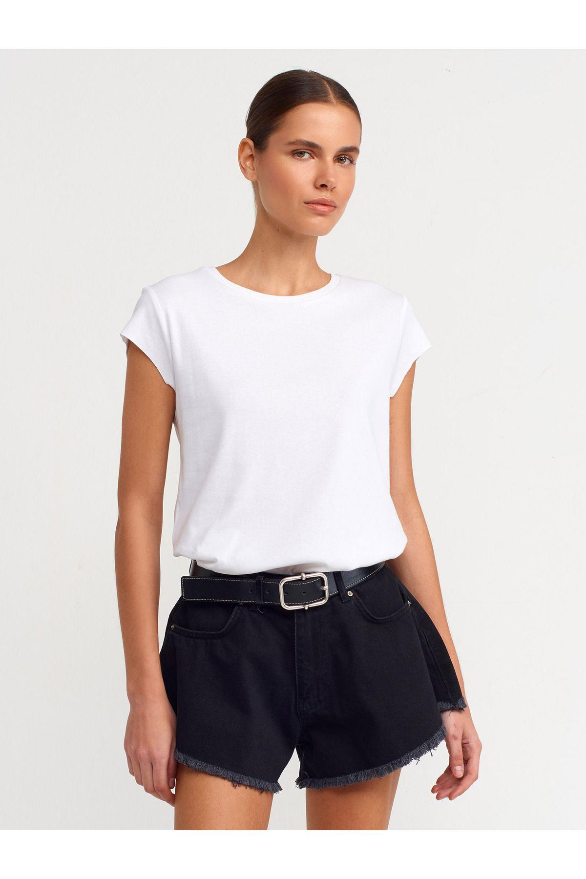 30719-bisiklet-yaka-t-shirt-beyaz-8763-3.jpg