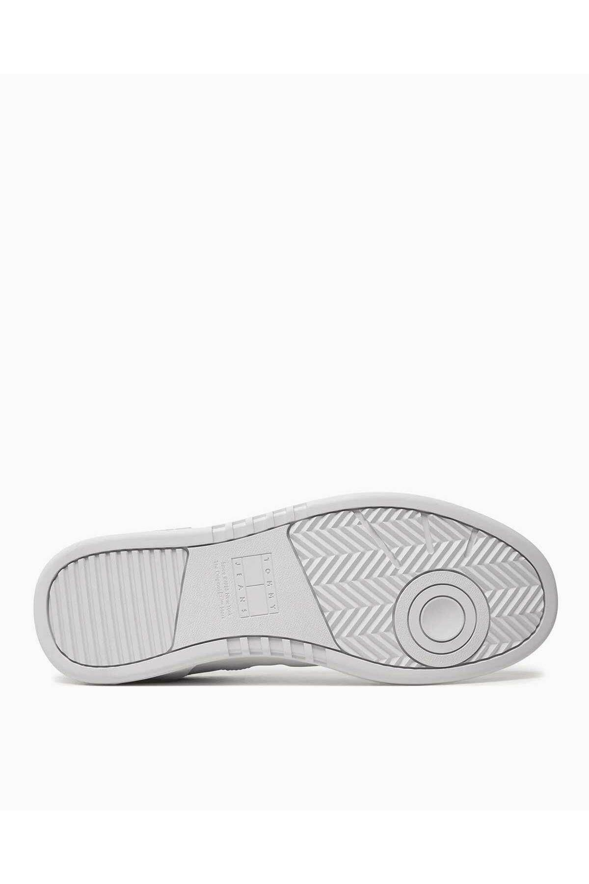 em0em01443-sneakers-407ec1.jpg