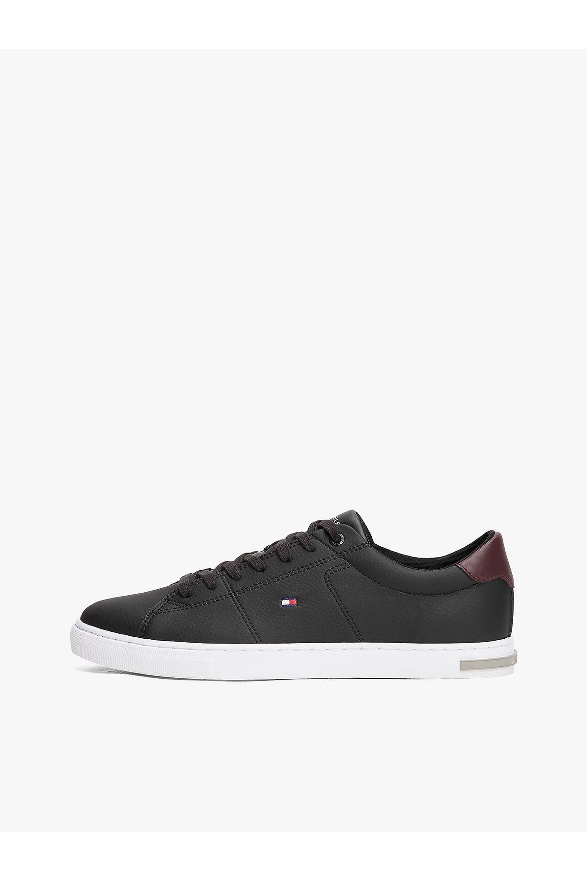 essential-leather-detail-vulc-b982-8.jpg