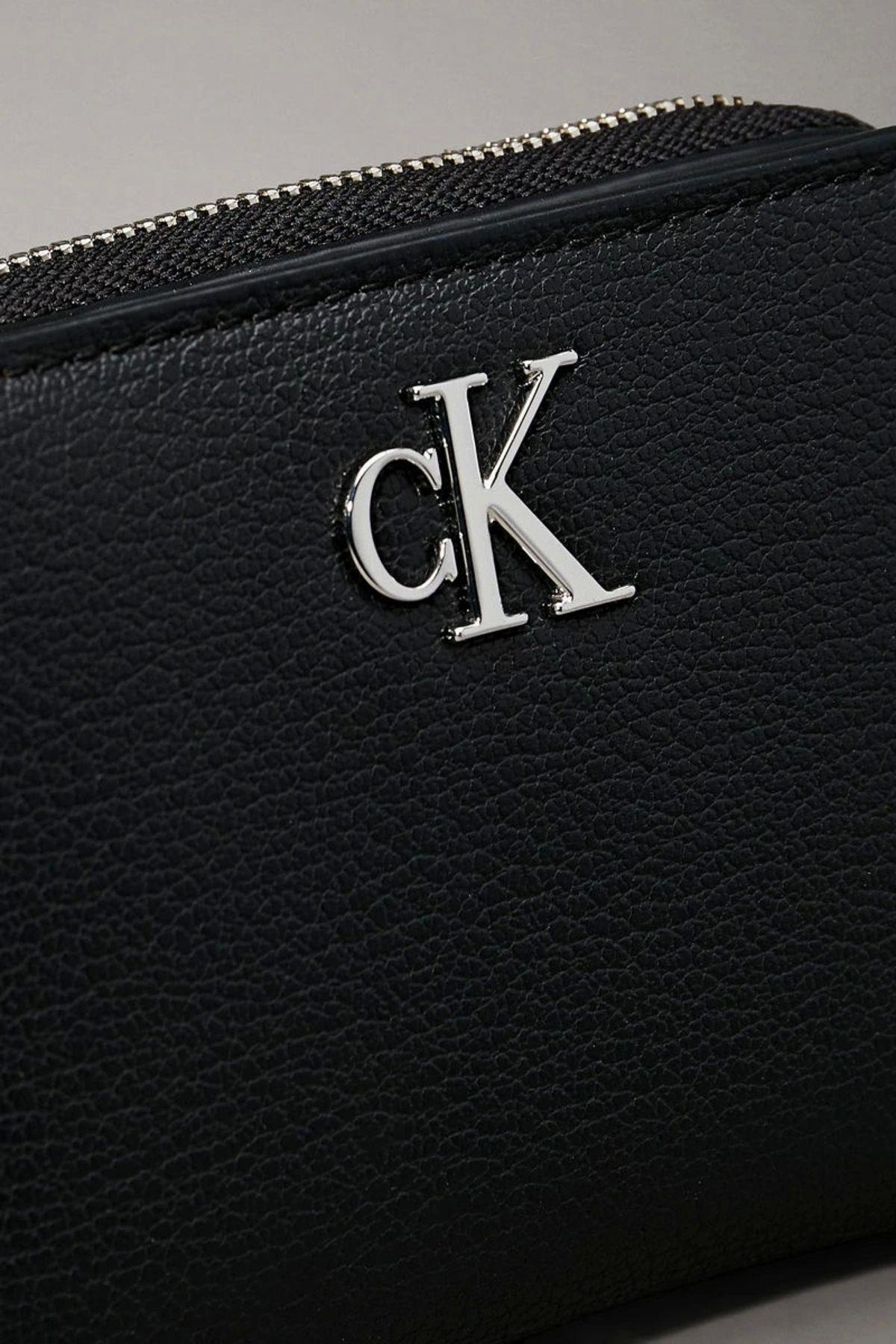 minimal-monogram-md-zip-around-6a661f.jpg