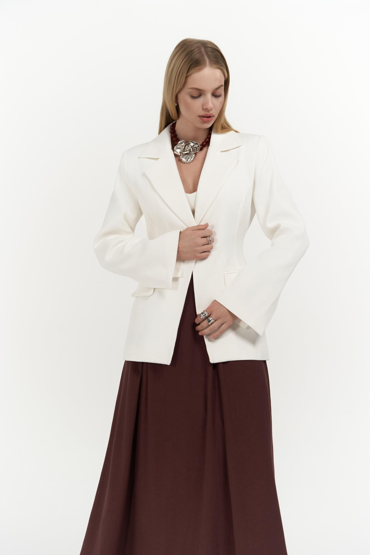 Anisah Belden Oturmalı Ekru Blazer