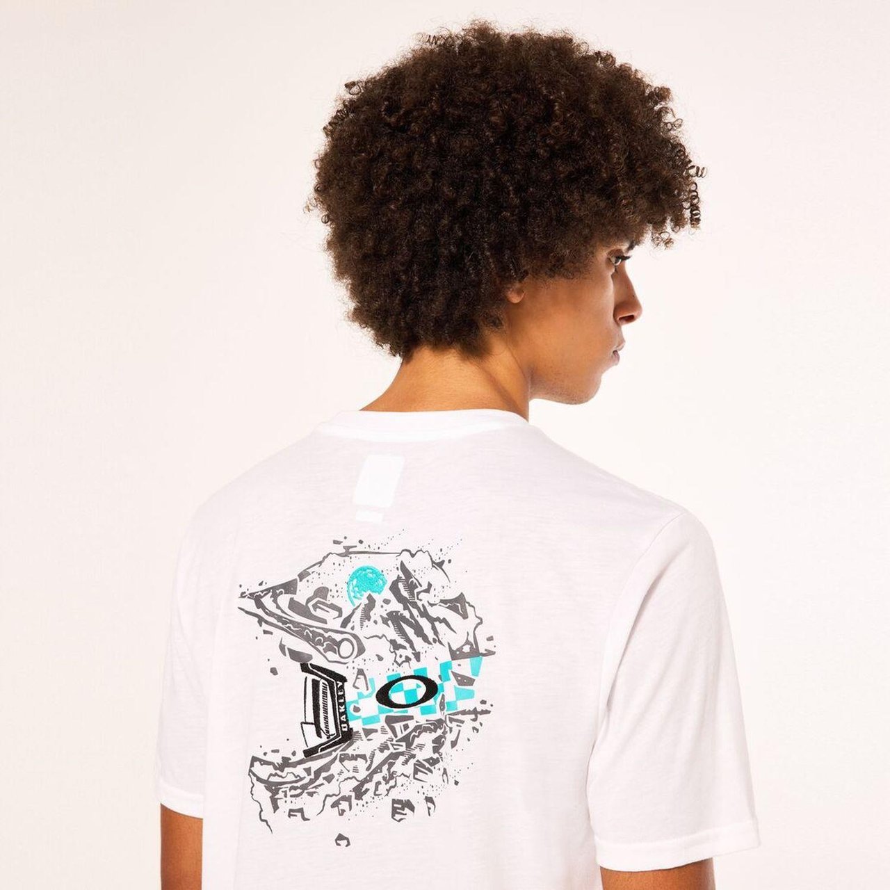 Oakley FINISH LINE CREW TEE Erkek T-Shirt OAK.FOA405438-OAK.100-S1