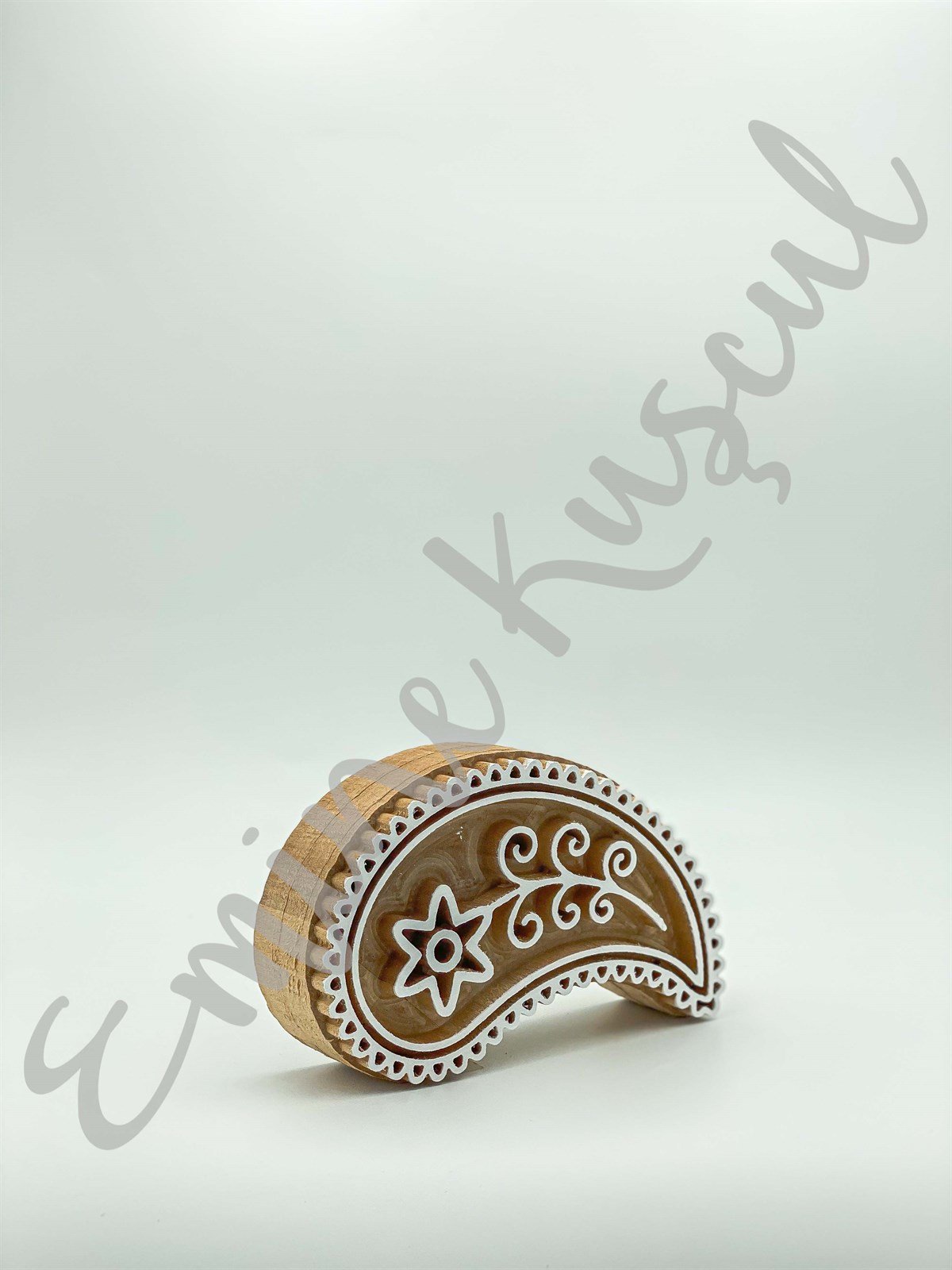 547 Damla Çiçekli | emicraft.com547 Damla ÇiçekliGeleneksel Modeller