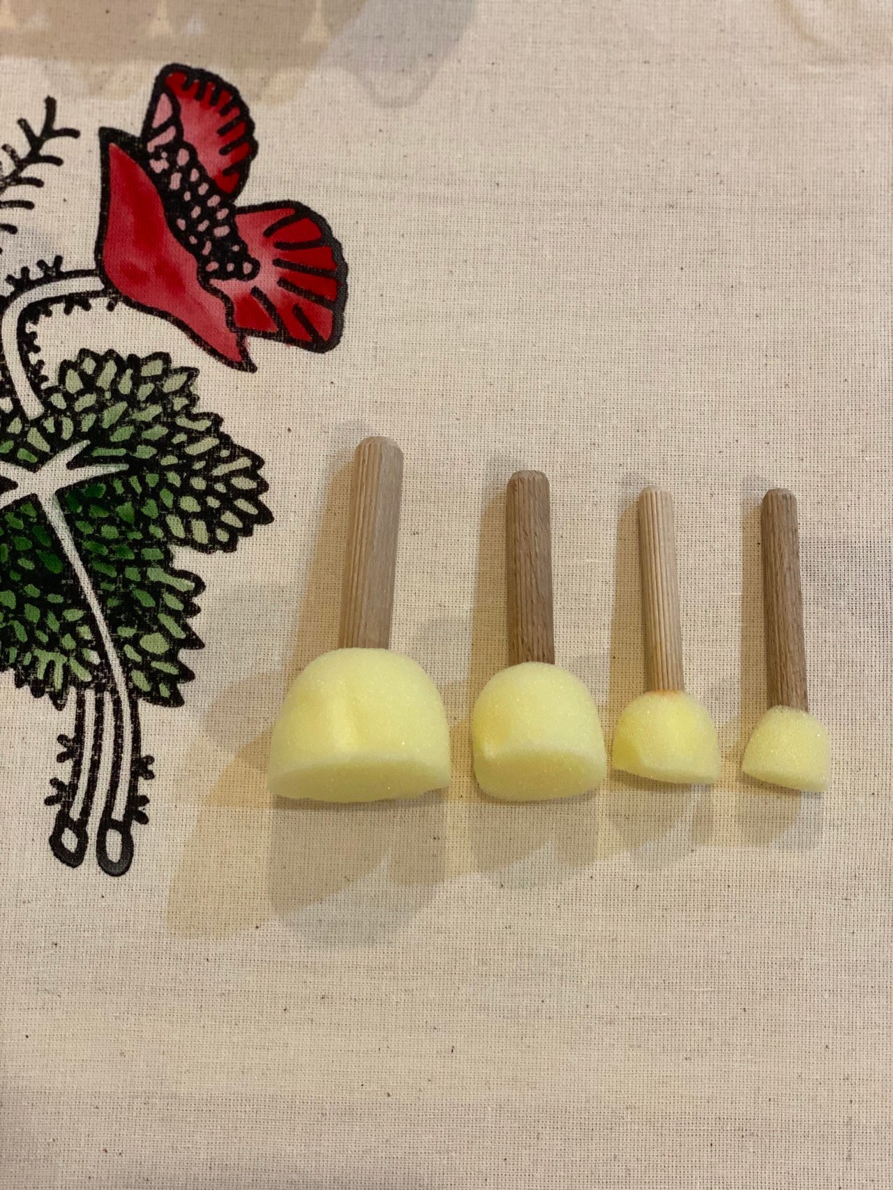 Sponge Ponpon Sünger 4'lü - EmicraftSponge Ponpon Sünger 4'lüKumaş Boyası