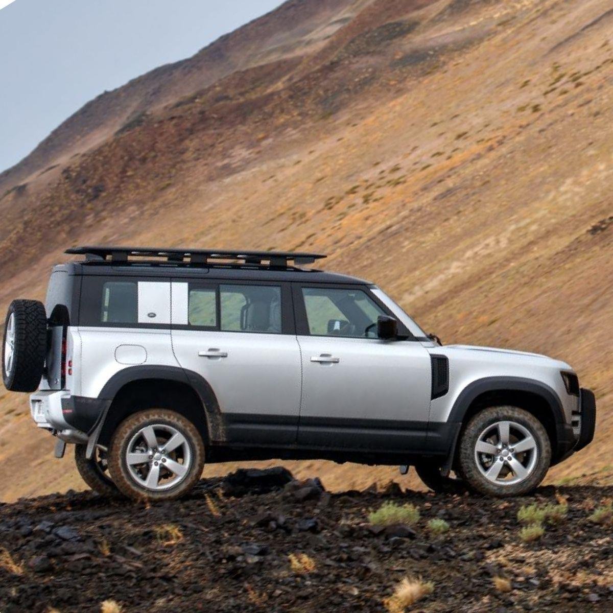 Yeni Defender Ön Çamurluk Kaplaması Sağ LR147922