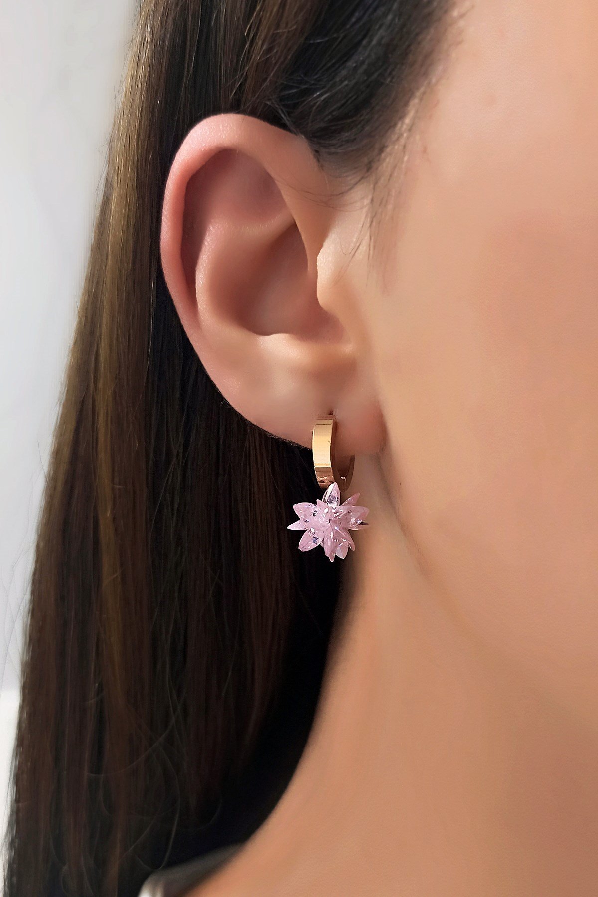 Çelik Pembe Lotus Çiçek Halka Bayan Çelik Küpe TrKüpe3709 B34003