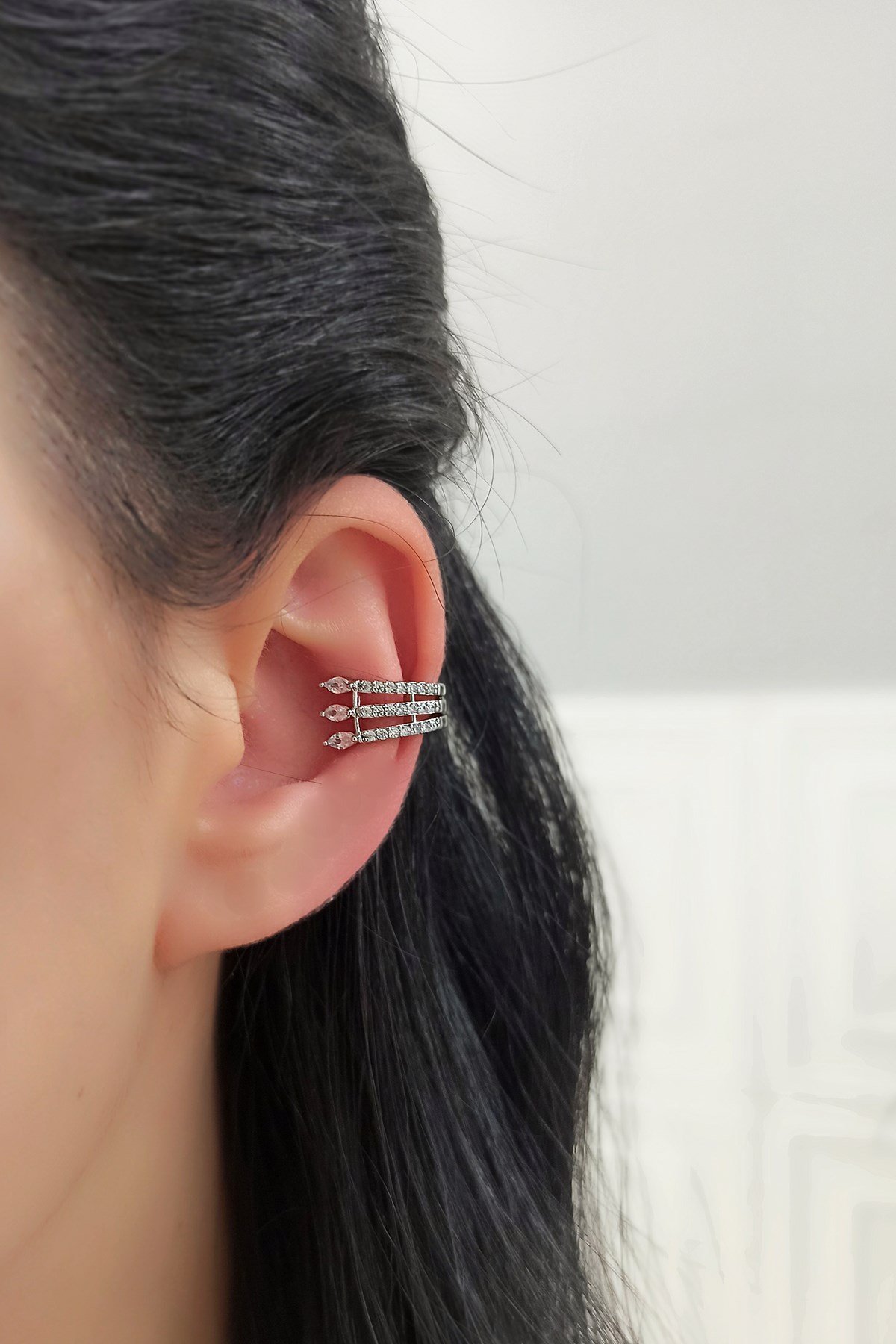 Tekli Üç Sıra Taşlı Ear Cuff / Kıkırdak Küpe TrKüpe3768 B32003