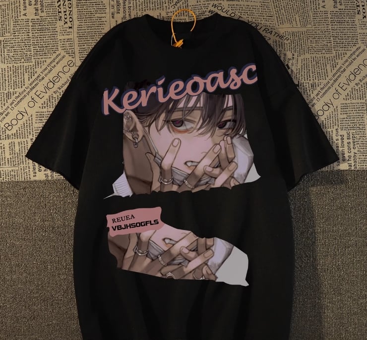 Kerie Girl Detaylı Oversize Unisex Siyah T-shirt