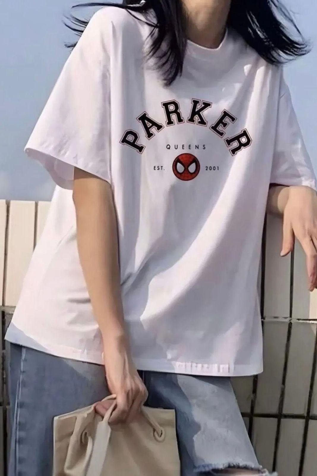Parker Queens Detail Oversize Unisex T-shirt