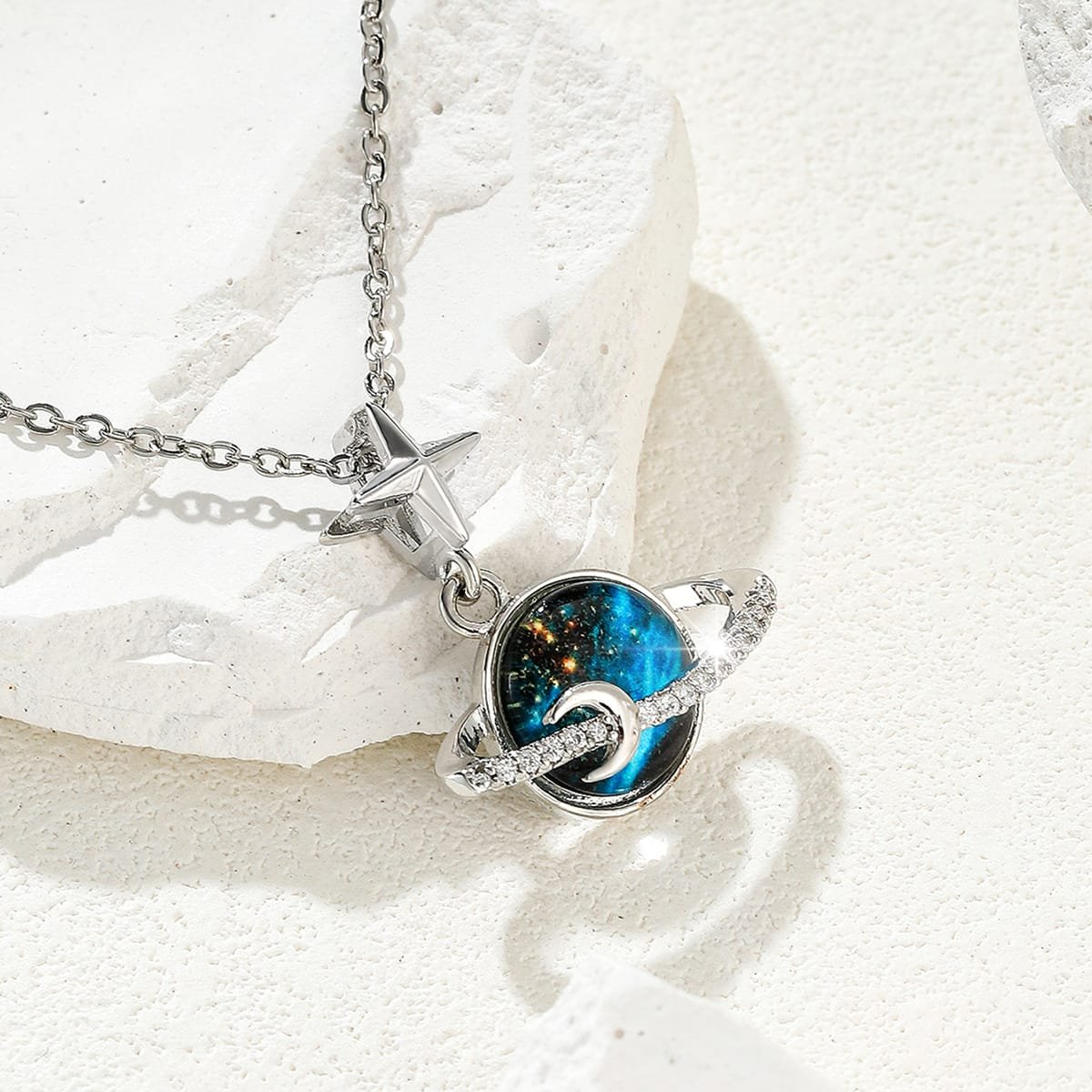 Planet Silver Zincirli Kolye