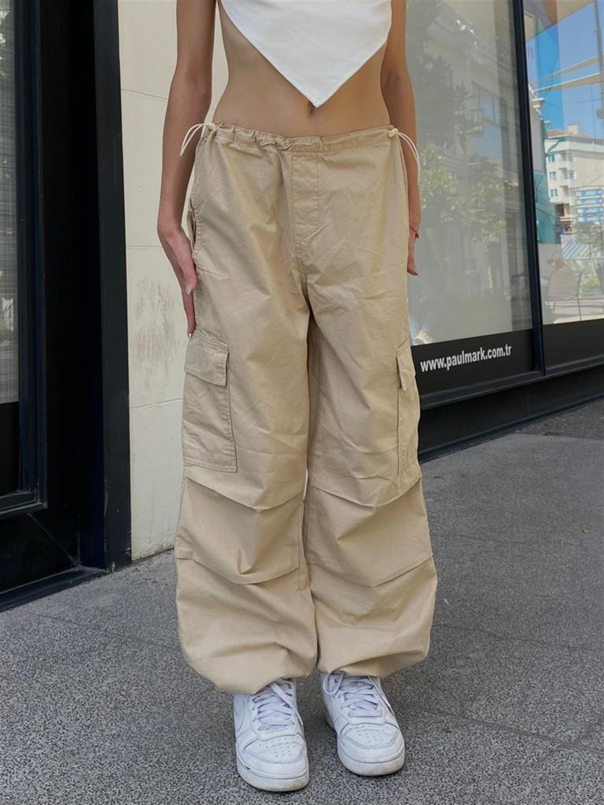 Streetwear Baggy Kargo Cepli Beli Lastikli Krem Renk Unisex Salaş Pantolon