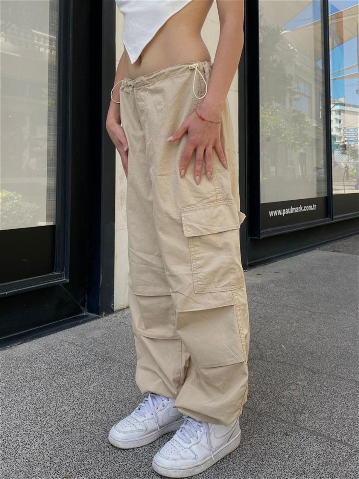 Streetwear Baggy Kargo Cepli Beli Lastikli Krem Renk Unisex Salaş Pantolon