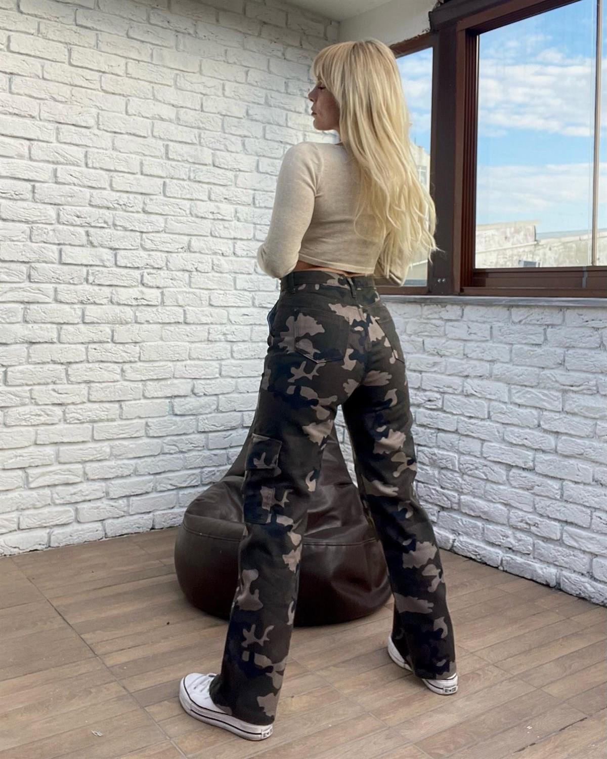 Unisex Salaş Kalıp Oversize Yeşil Kamuflaj Kargo Pantolon