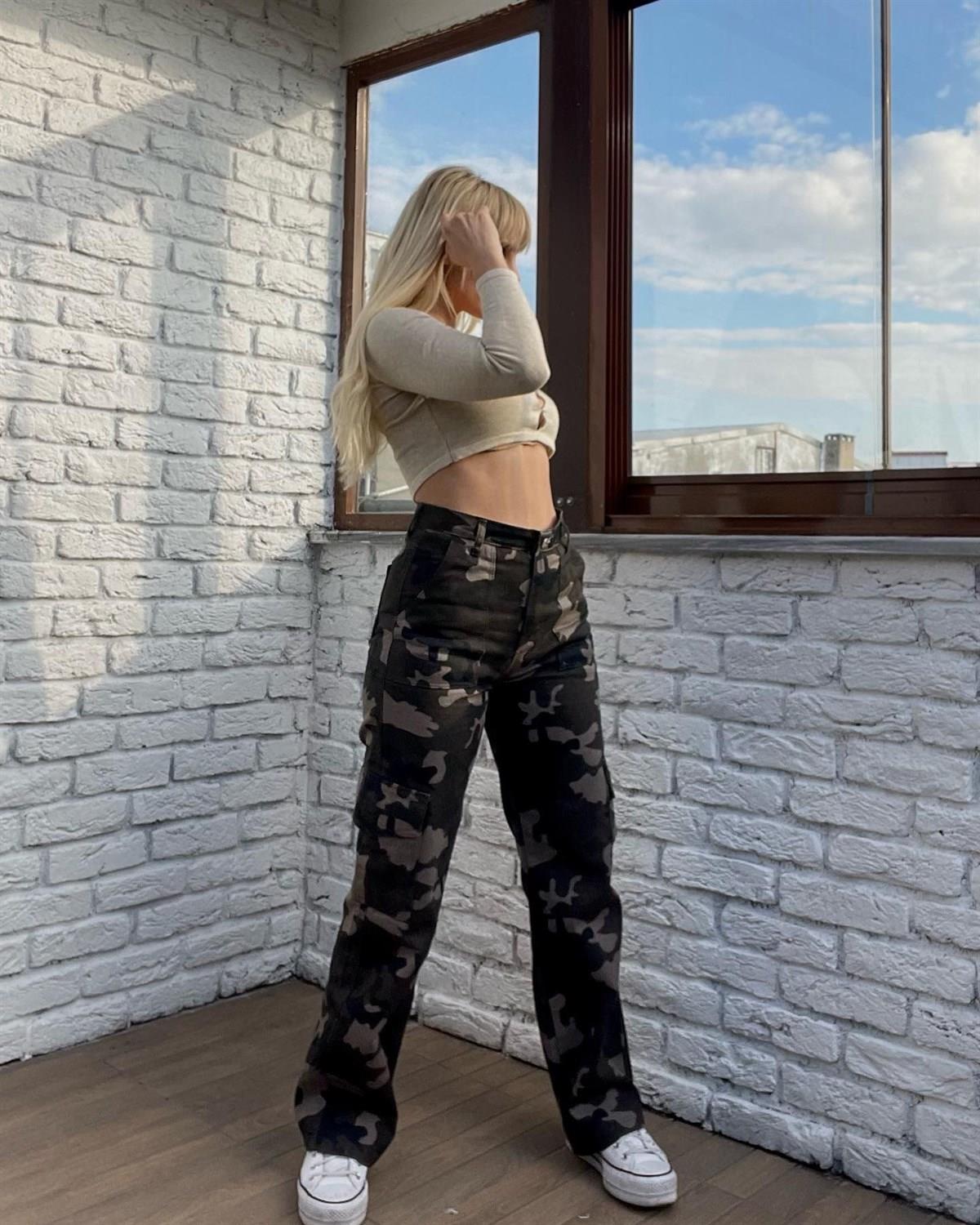 Unisex Salaş Kalıp Oversize Yeşil Kamuflaj Kargo Pantolon