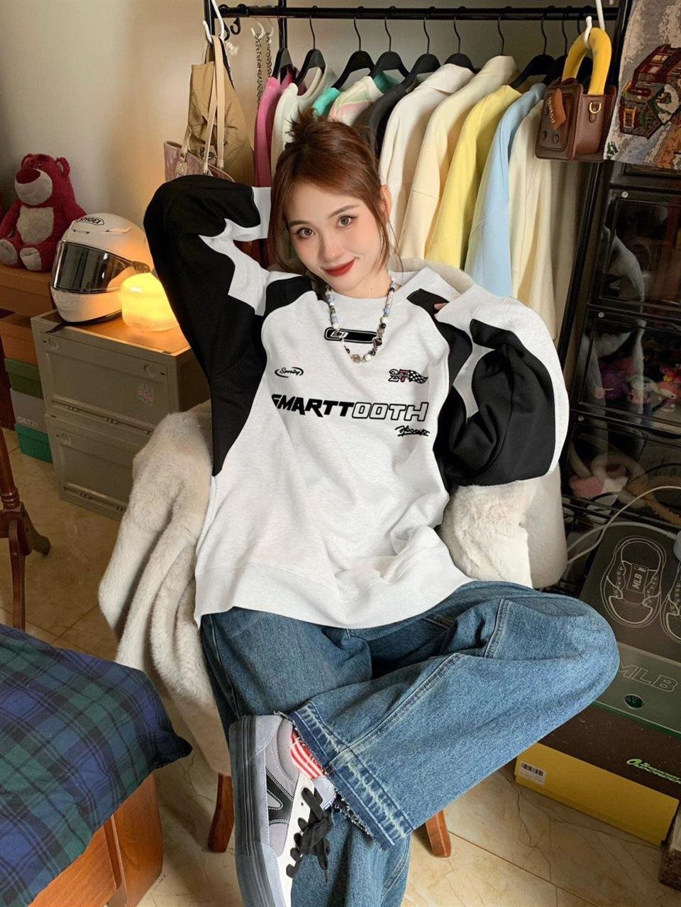 Y2K Streetwear Smarttooth Baskılı Beyaz Unisex Oversize Bisiklet Yaka Sweatshirt