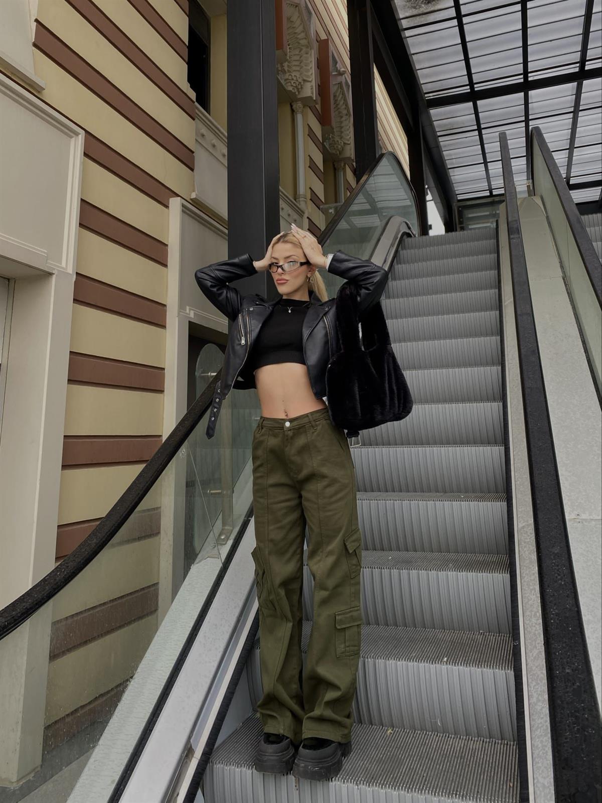 Y2k Unisex Kargo Cepli Bel Lastikli Koyu Yeşil Oversize Bol Paça Pantolon 