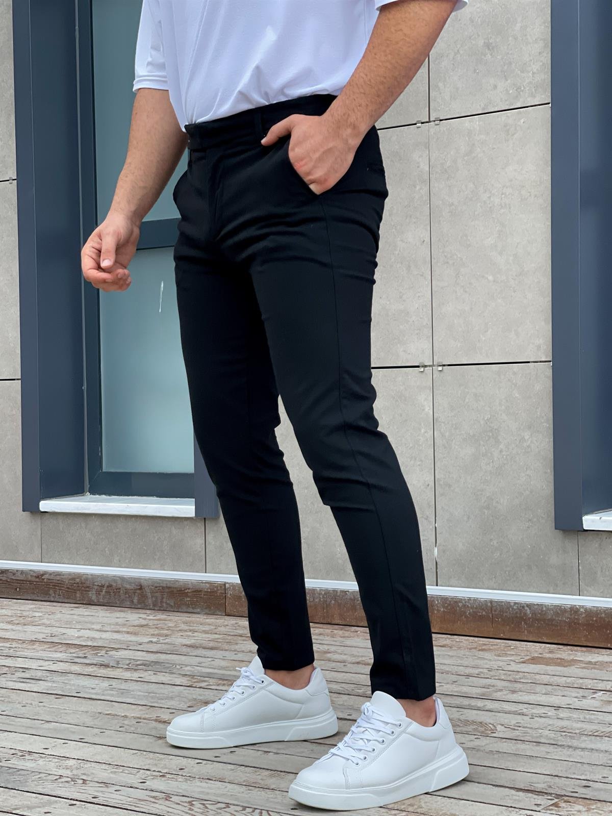 İtalyan Kesim Bel Düğmesi Detaylı Siyah Pantolon