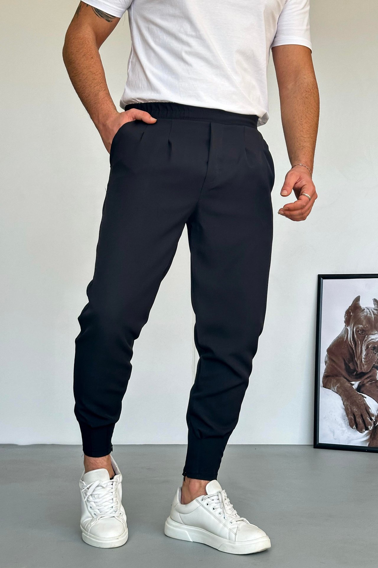 Paça fermuarlı siyah jogger