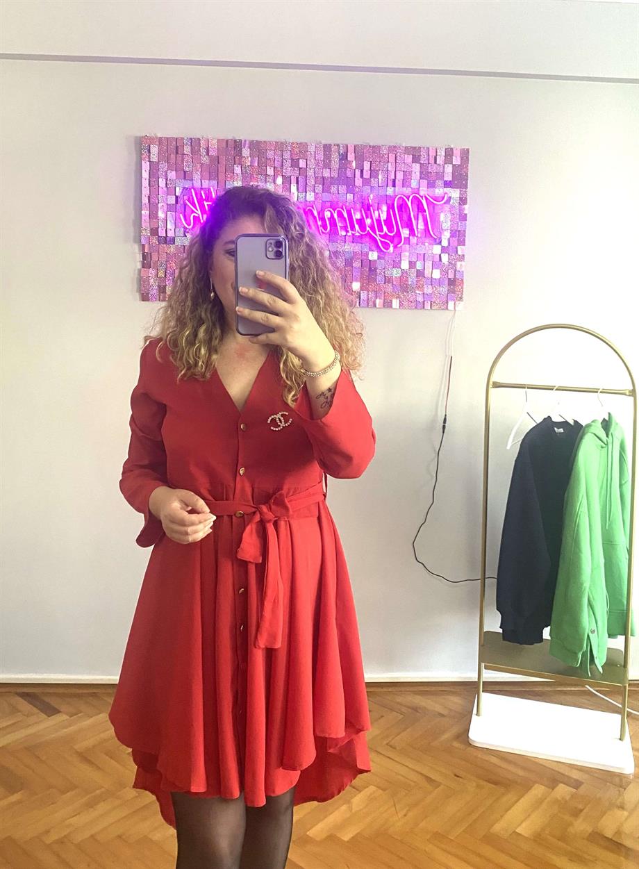 GUCCİ BROŞ KIRMIZI ELBİSE