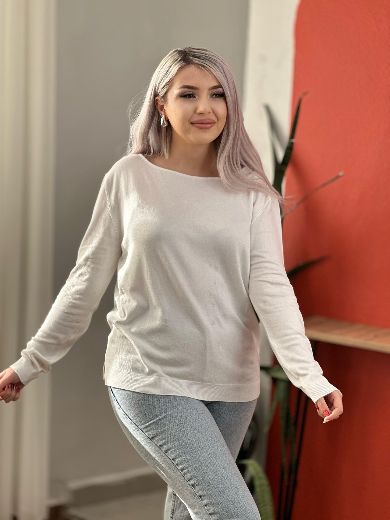 Dilvin Kayık Yaka Beyaz Triko