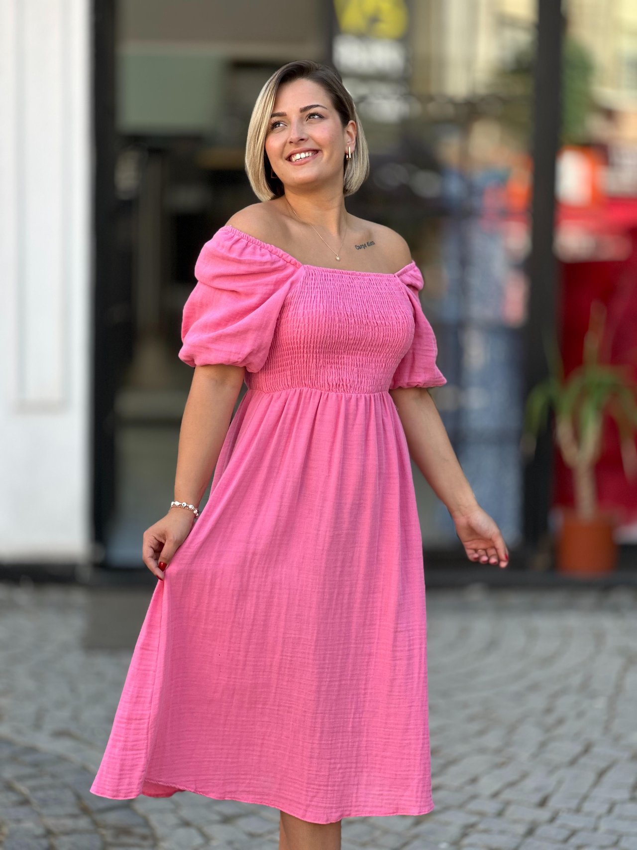 Pembe Müslin Elbise