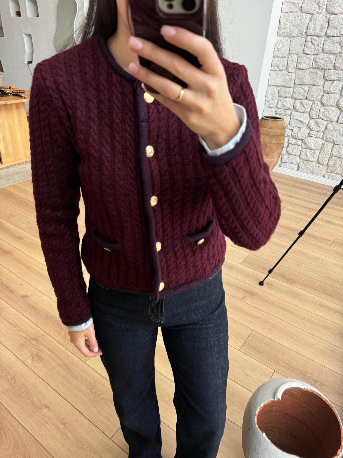 Biyeli Saç Örgülü Bordo Hırka