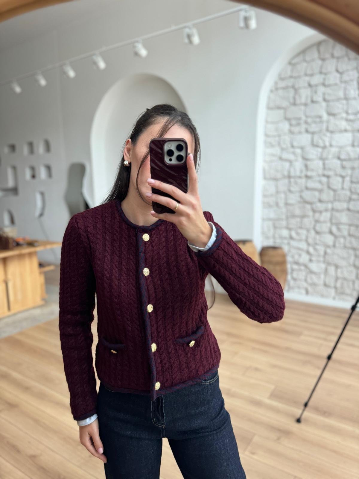 Biyeli Saç Örgülü Bordo Hırka