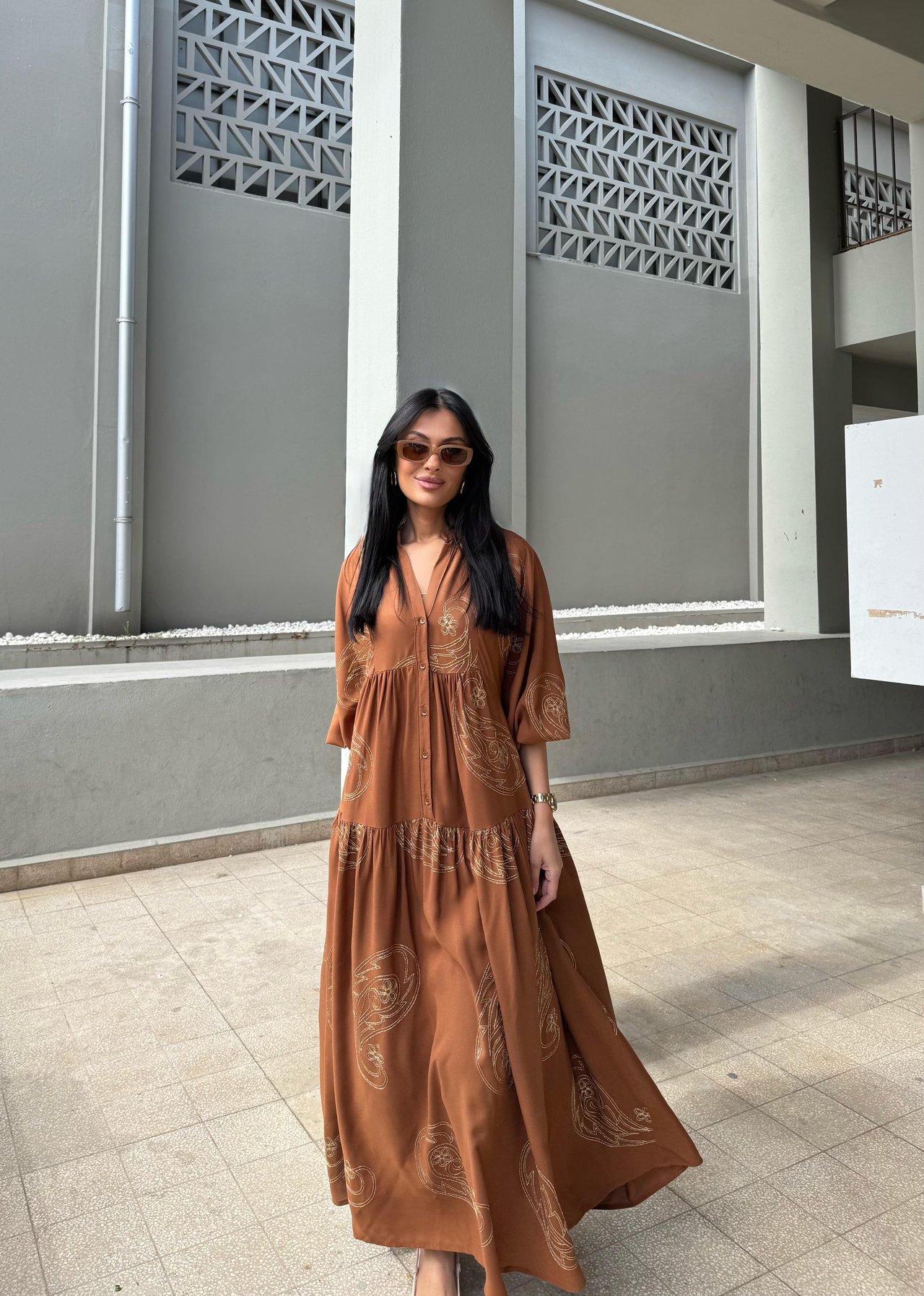 Gold Desen Katleya Model Elbise - Camel