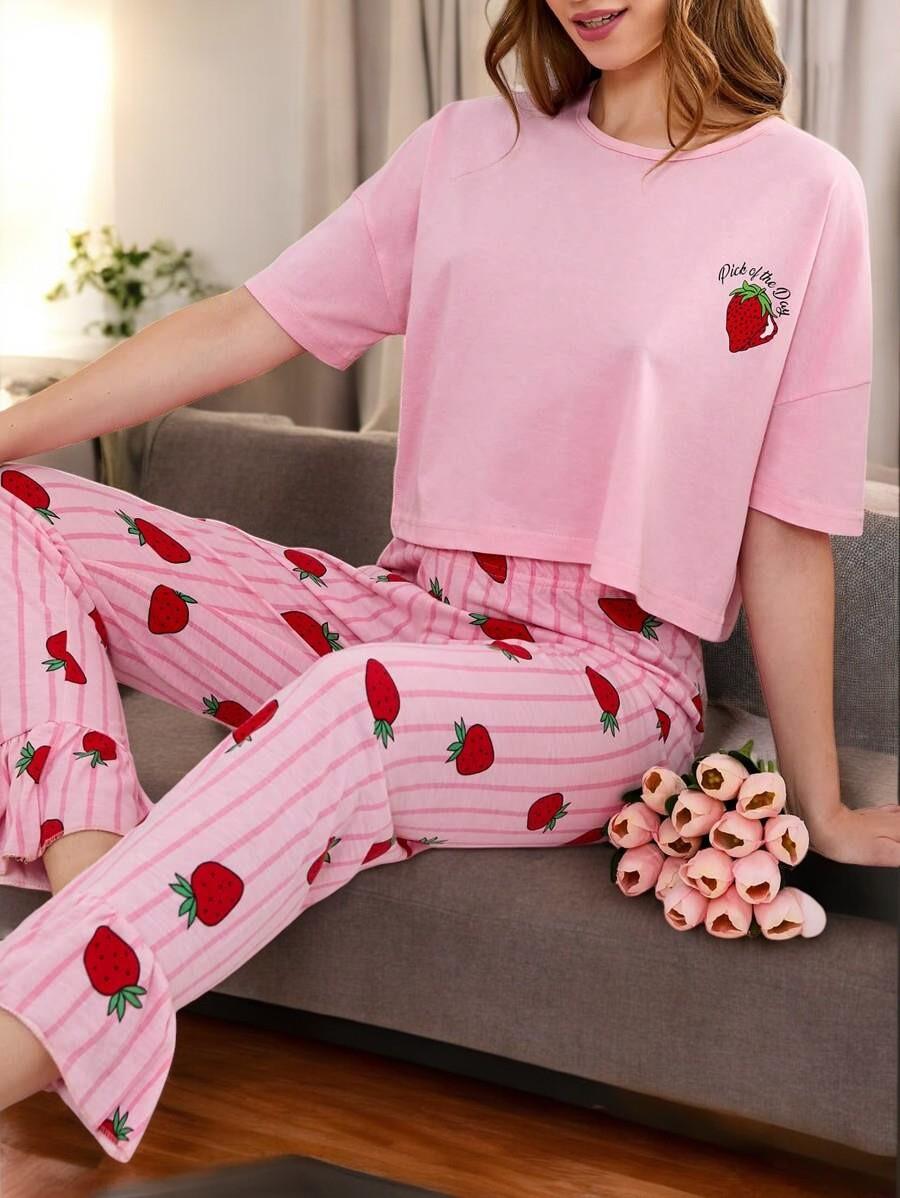 Çilek Baskılı Pamuklu Tshirt Şort Pijama Takım